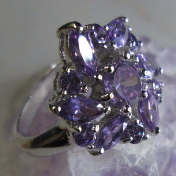 Lavender Flower Cubic Zirconia Cocktail ring - Picture 3 of 7